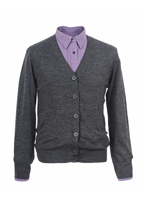 Sweaters, Una amplia línea de prendas masculinas y femeninas, asesoría personalizada y oportuno servicio postventa.